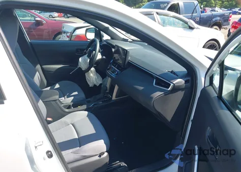 2025 Toyota Corolla Cross Hybrid S z USA, uszkodzony, nr VIN 7MUFBABG6SV076445